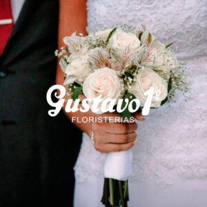 Ramo de novia con rosas y Alstroemerias